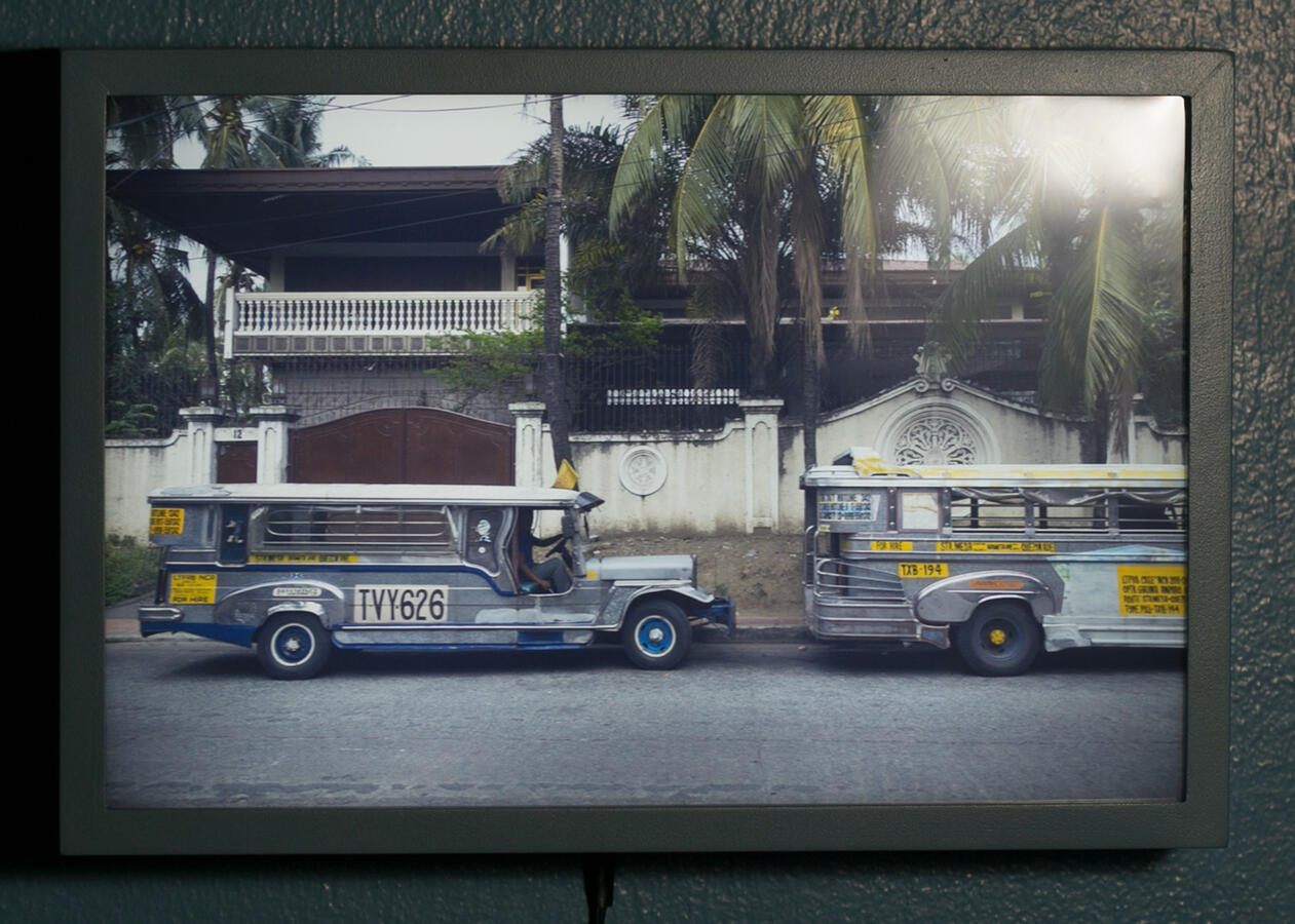 Guirayan St - Light box - 8.75 x 11.75 inches - 2016